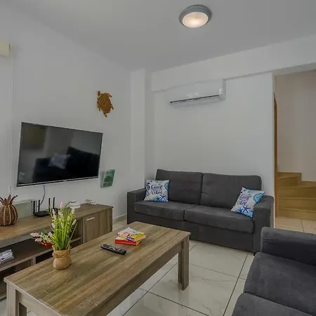 Nissi 17 With Private Pool * Ajía Nápa