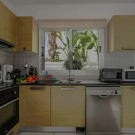 Nissi 17 With Private Pool Ajía Nápa